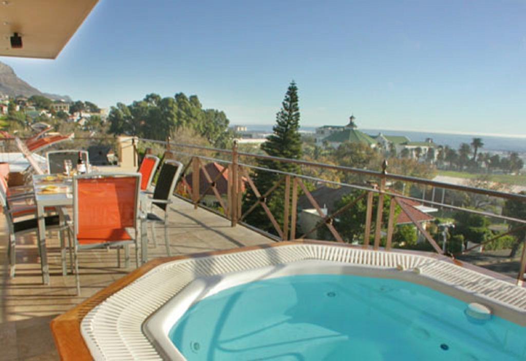 Beachside Villa & Penthouse Cape Town Room photo