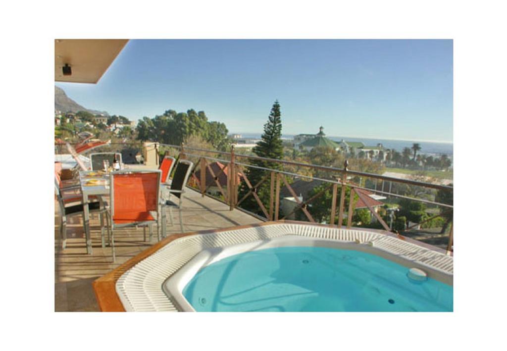 Beachside Villa & Penthouse Cape Town Exterior photo