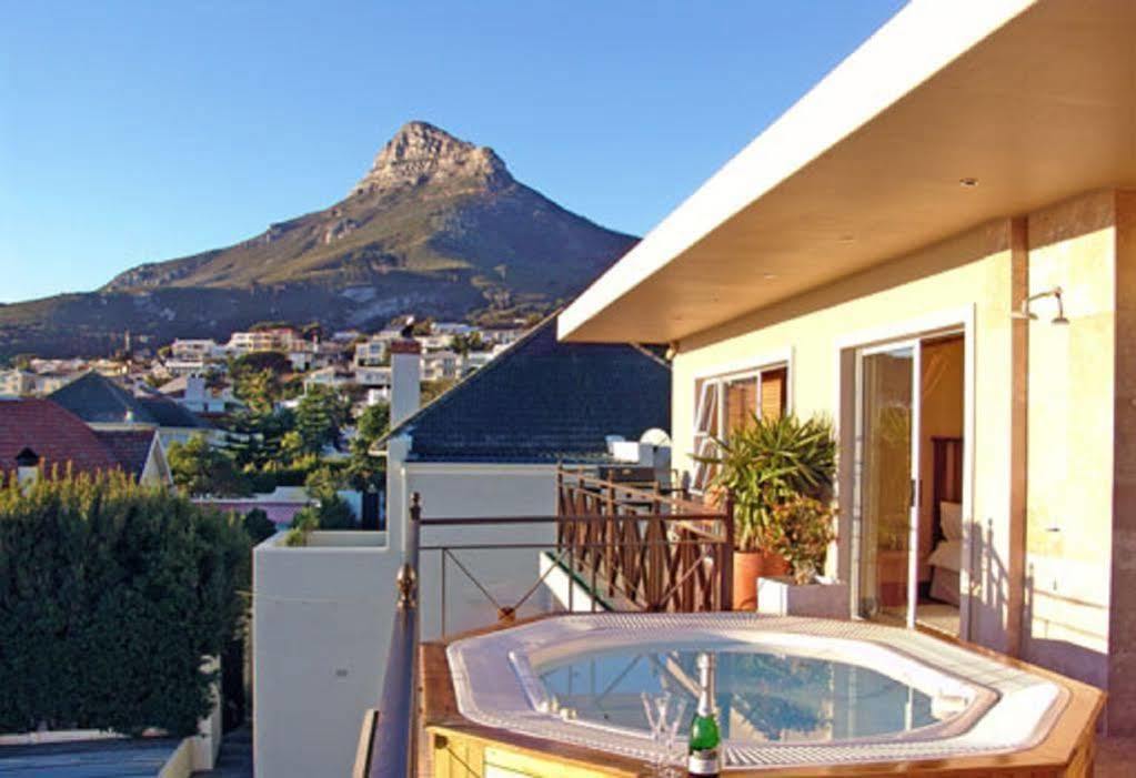 Beachside Villa & Penthouse Cape Town Exterior photo