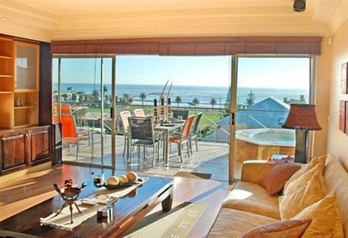 Beachside Villa & Penthouse Cape Town Exterior photo